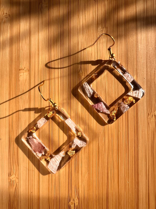 Обеци „Golden Bloom“ ✨